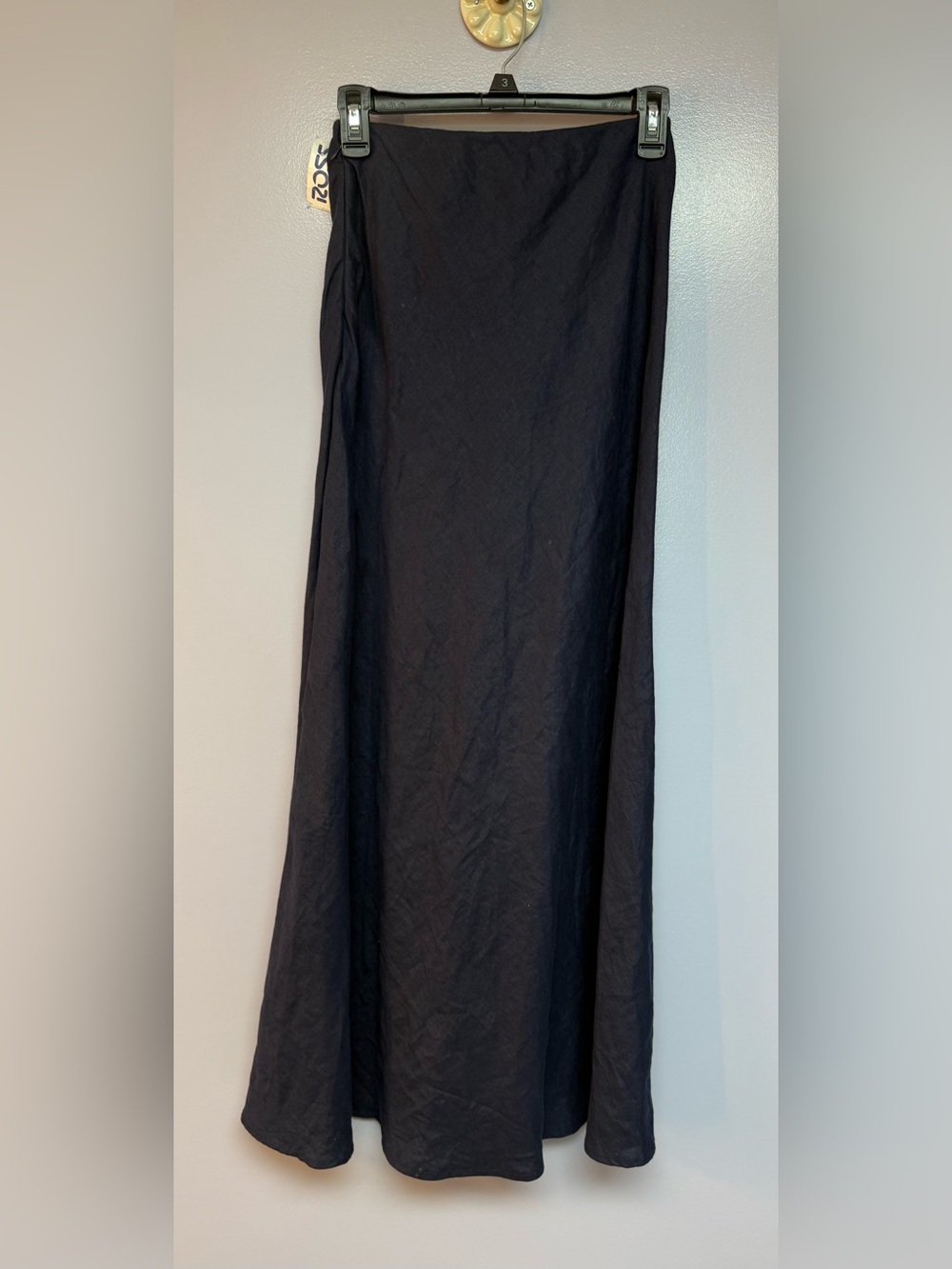 NWT Madewell Navy Linen Maxi Skirt with Subtle A-Line Silhouette size 00 - Picture 4 of 15